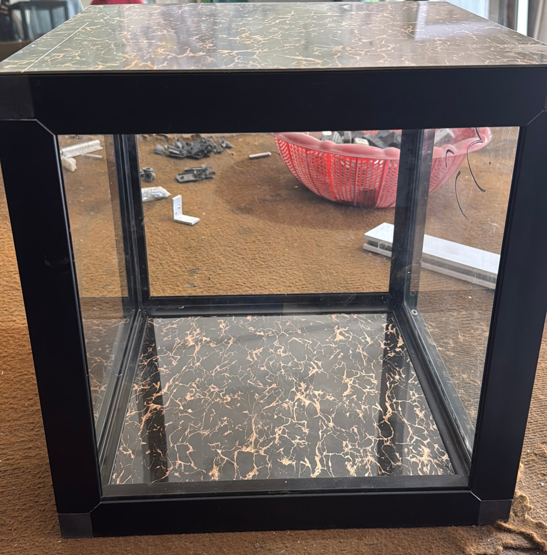 Model data centre rack with aluminum extrusions

